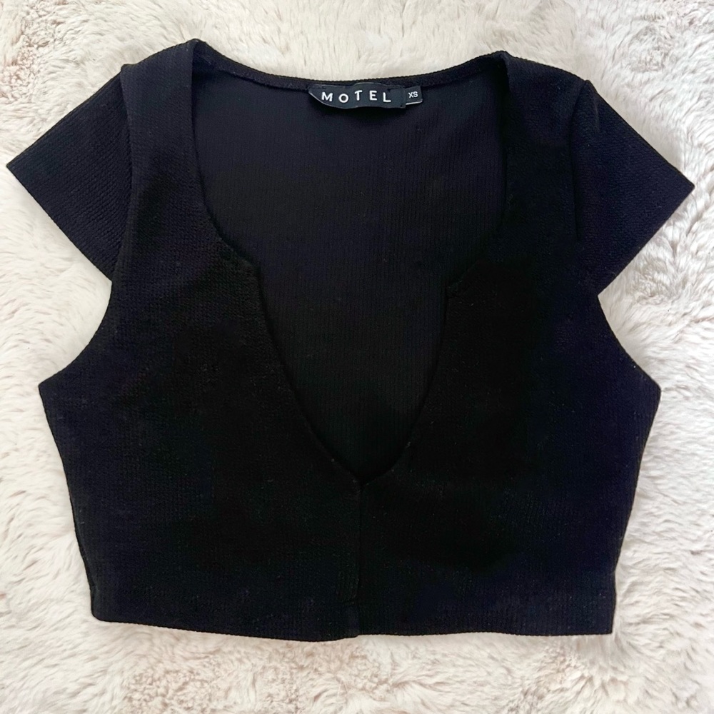 V NECK CROPPED TOP💕